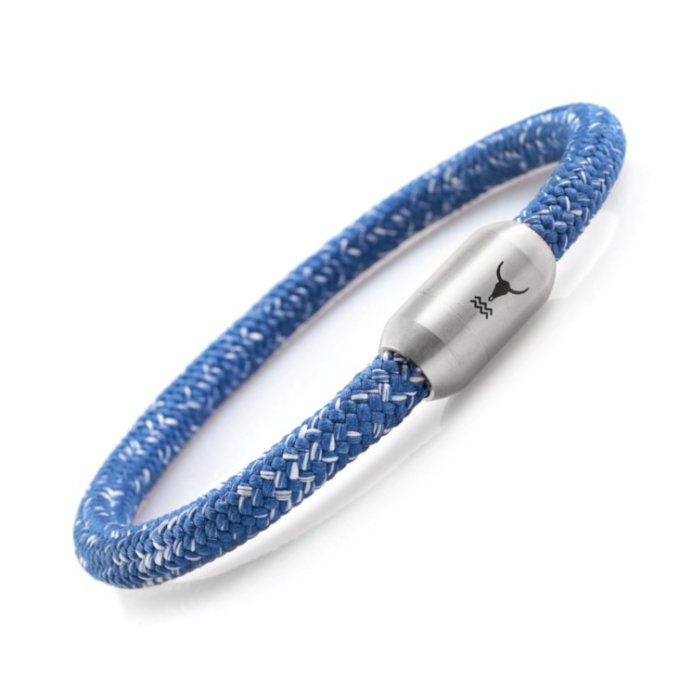ISARSILBER Stoff Armband hellblau-weiss meliert und der Sommer kann kommen! Jetzt in unserem Isarrider online Armband Shop zu kaufen.